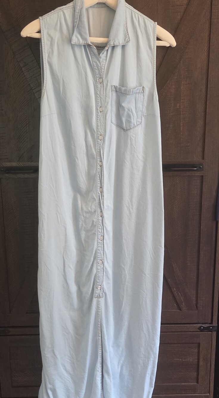 Anna Kaci Light Blue Sleeveless Button-Front Maxi Skirt